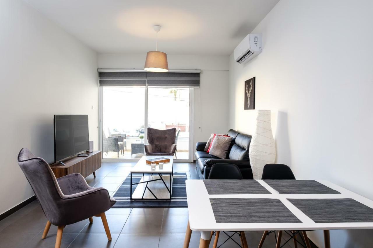 Book Me Now Central Flat Leilighet Lárnaka Eksteriør bilde